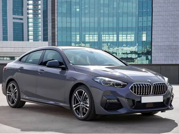 Dịch vụ thay Kính chắn gió xe BMW 218i tận nơi